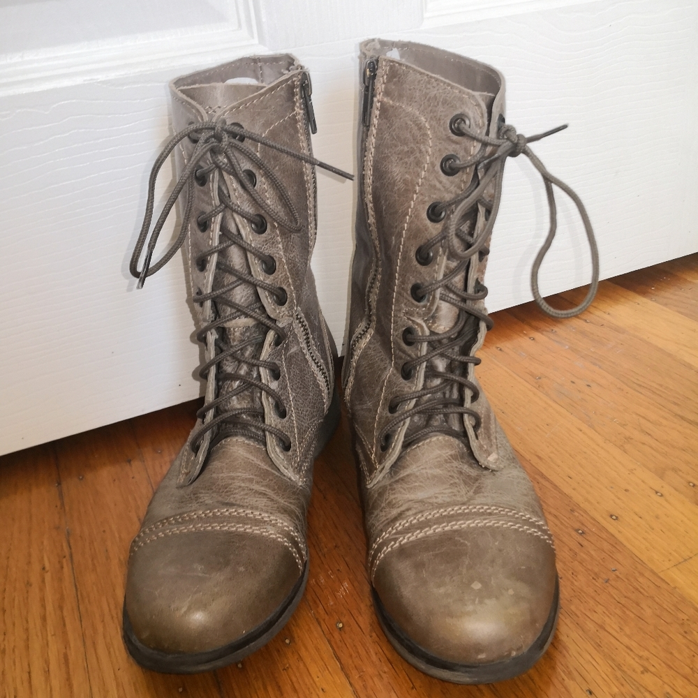 Steve Madden Troopa combat boots!